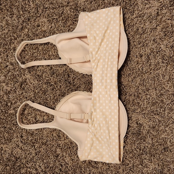 Victoria's Secret Body By Victoria Unlined Perfect Coverage Cream/Beige Bra - Picture 4 of 6